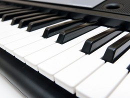 電子ピアノの鍵盤