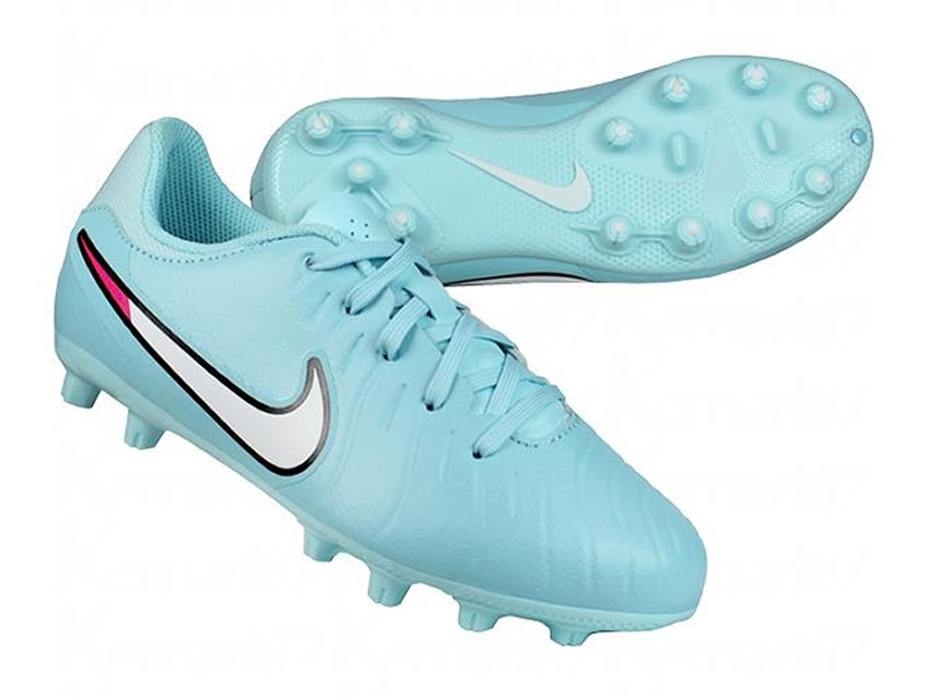 NIKEサッカースパイク_ティエンポ