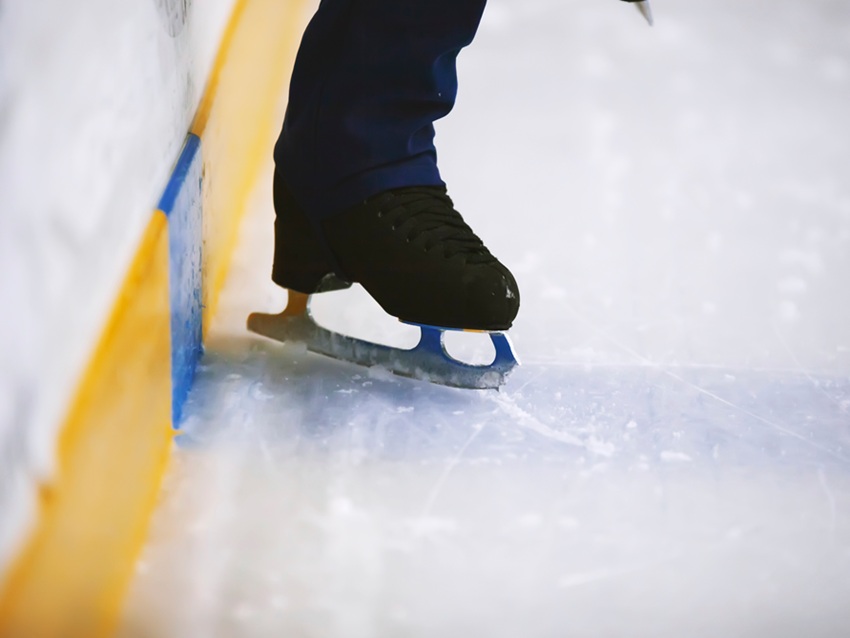 フィギュアスケートの靴