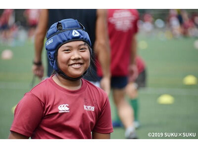 横浜ラグビースクール笑顔の女の子