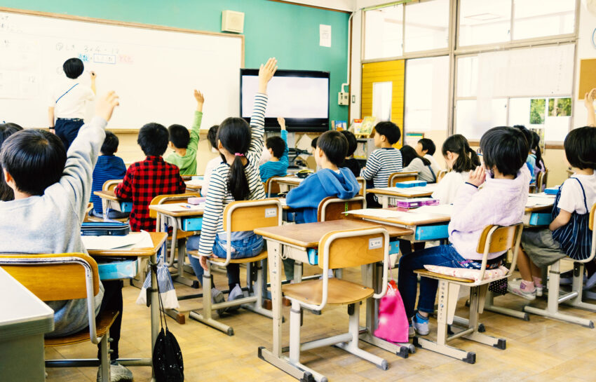 小学校の授業風景