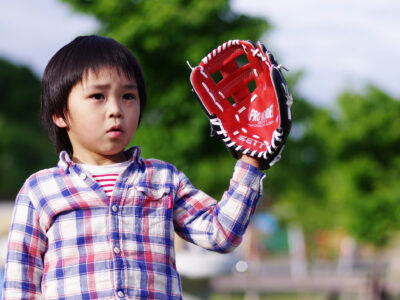 親子キャッチボールは「がおーポーズ」で！子どもに教えたいボールの捕り方と練習方法