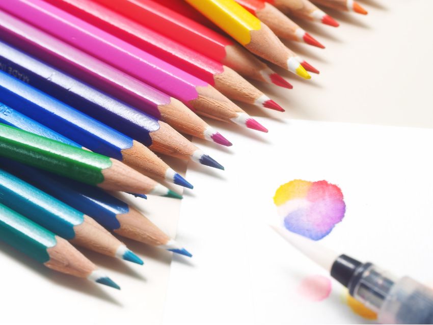色の種類がある色鉛筆