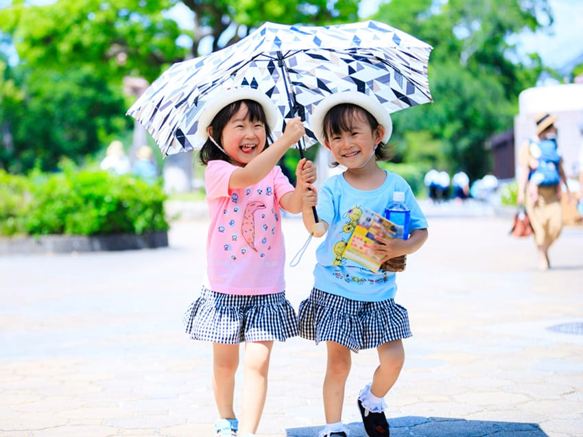 傘と女の子