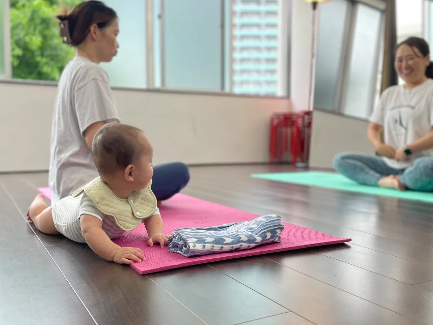 Arcy Swing Kidsのママのためのヨガクラス会