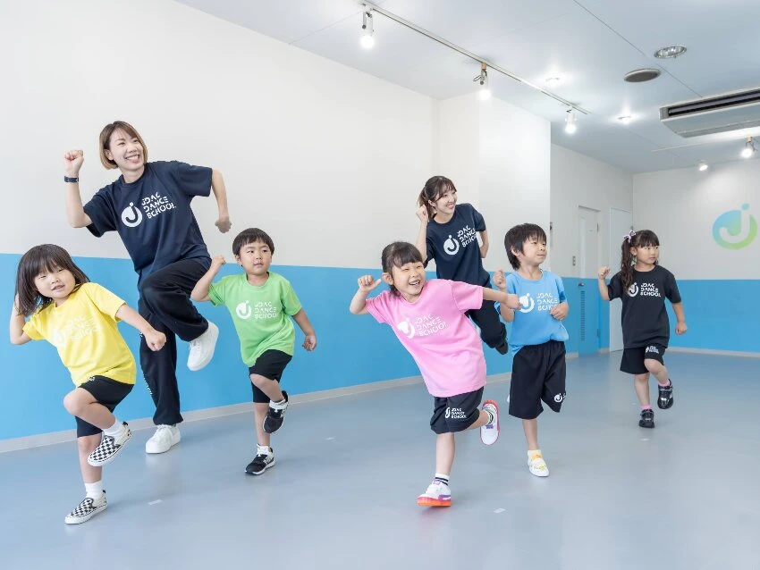 JDACダンススクール都島駅前校の幼児（年少～年長目安）