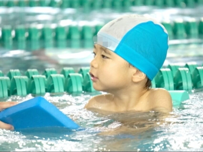 Fスイミングクラブの体験レッスン