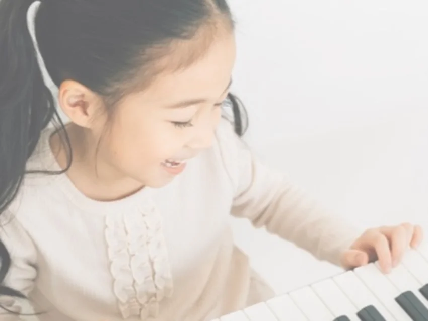 L&ficcミュージックスクールの▶︎今だけ！『1ヶ月レッスン無料＆入会金半額』夏休みキャンペーン実施中！