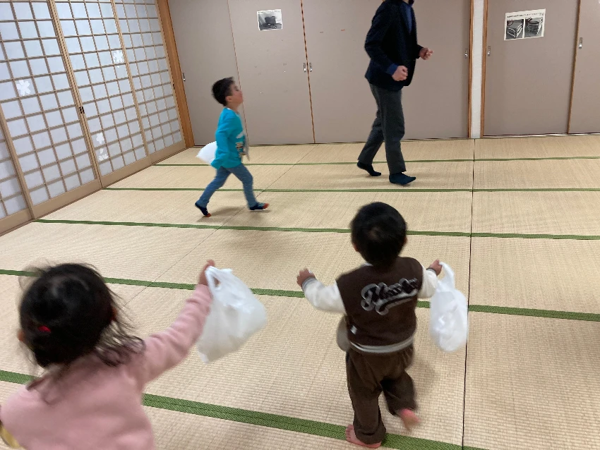 ラボ・パーティ 板橋区小豆沢教室(竹内パーティ)の英語で遊ぼう！世界の歌と物語