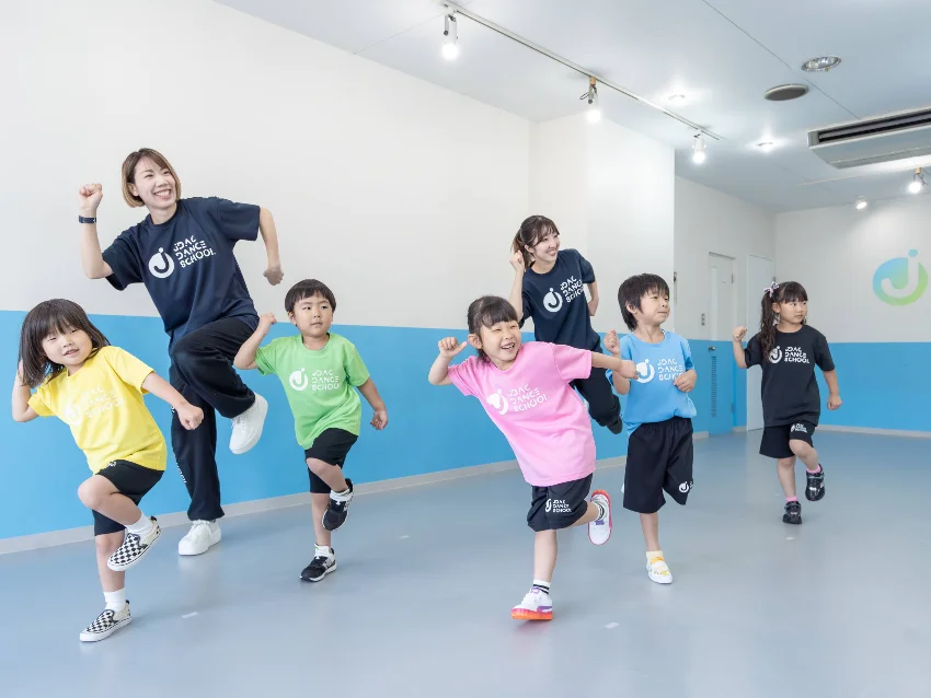 JDACダンススクール谷町六丁目駅前校のサニー（年少〜年長目安）
