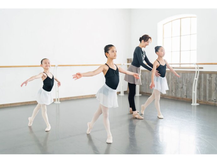 EYS-Kidsバレエアカデミー 銀座ダンススタジオの雰囲気がわかる写真