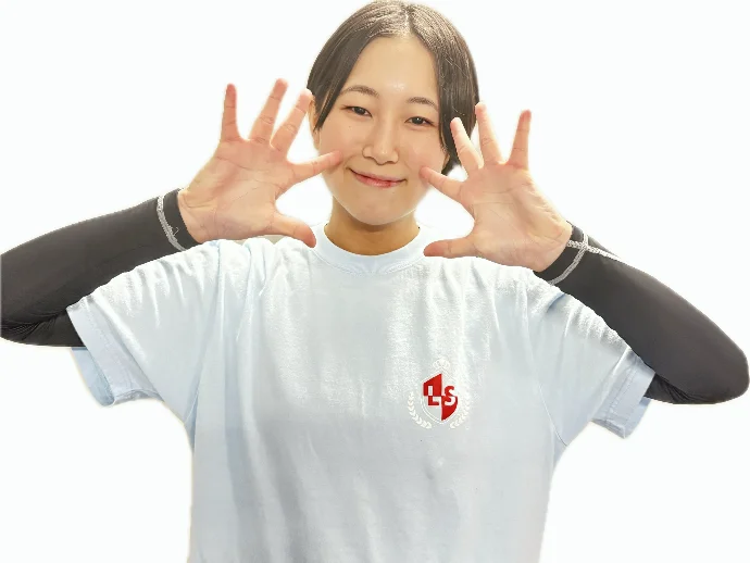 子ども向け体操教室 LUNA STUDIO 生田校の先生紹介