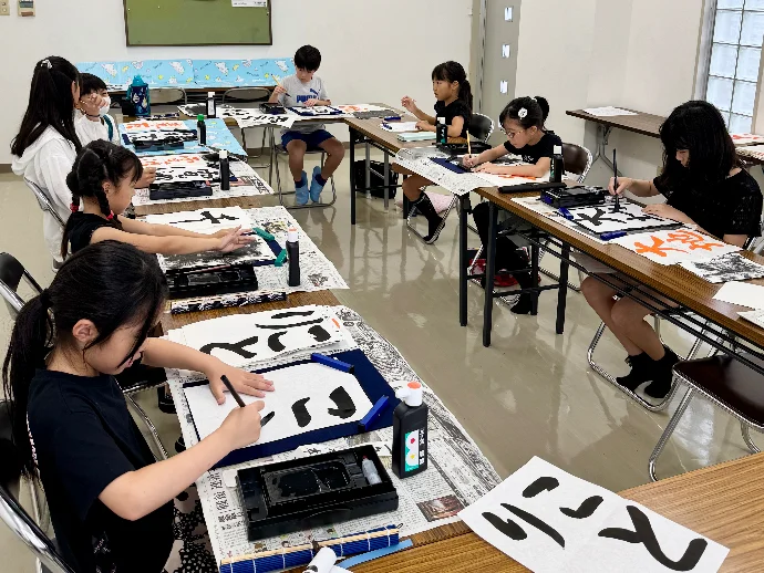 虹雲(こううん)習字教室 北一社クラスの雰囲気がわかる写真