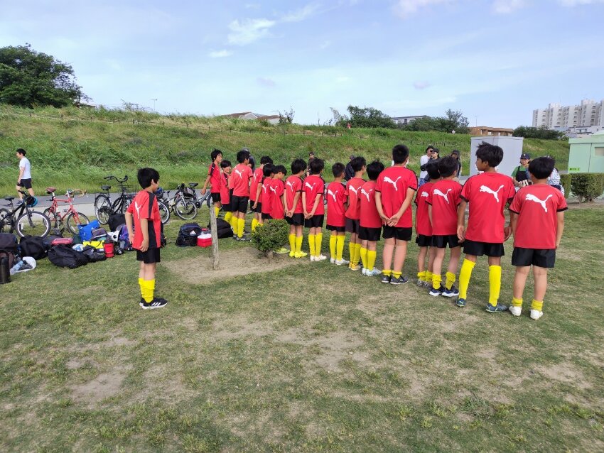 調布大塚サッカークラブ 田園調布中学校の紹介写真