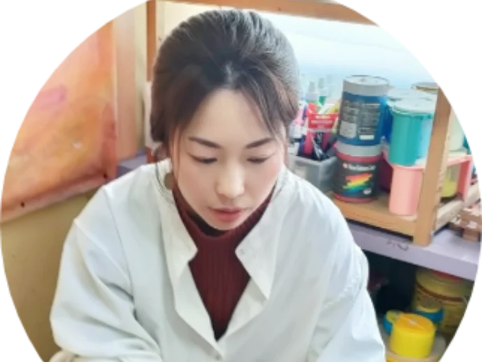 アートゼミこども絵画教室 今教室の先生紹介