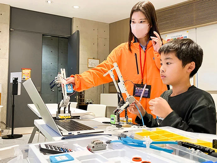 ロボキューブ タクテックス本陣教室の雰囲気がわかる写真