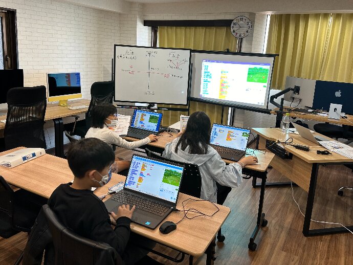 Kidsプログラミングラボ 秋葉原教室の雰囲気がわかる写真