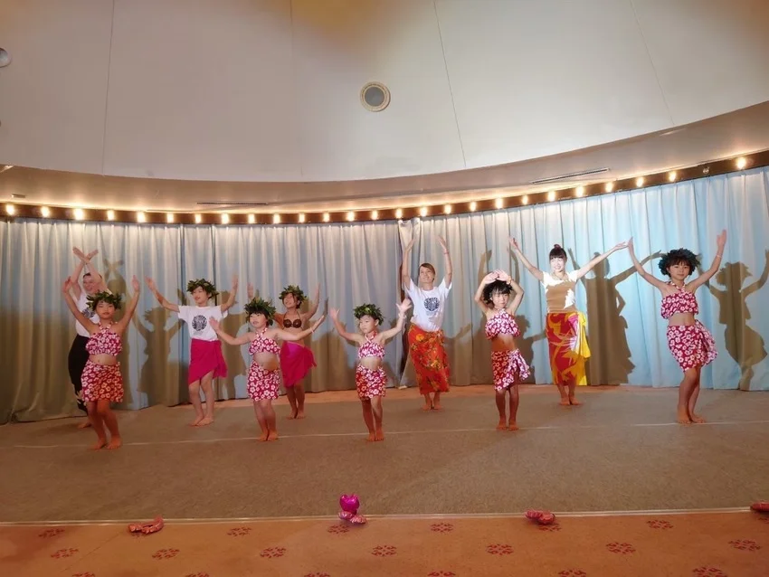 Halau Hula O Ululani Ori Tahitiの紹介写真